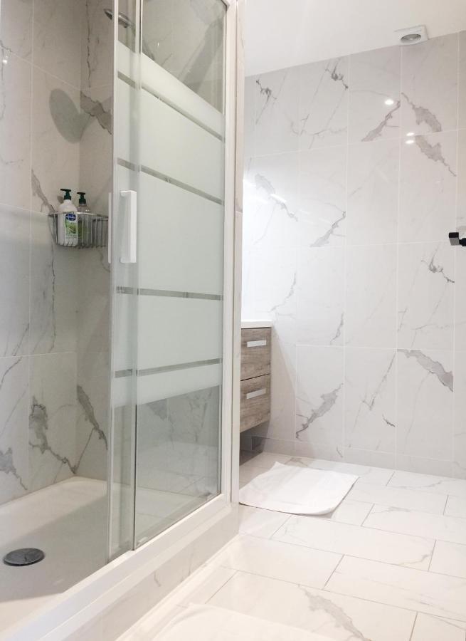 New Apartment In The Heart Of Le Marais Paris Exterior photo